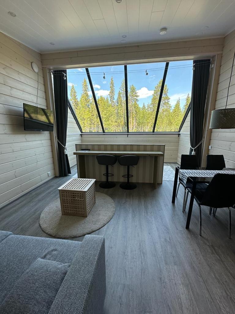 Pyhän Asteli Log Cottages Pyhätunturi Exteriör bild